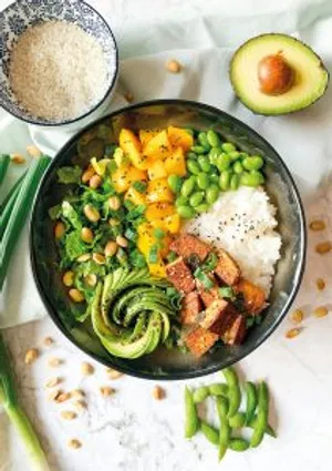 A vibrant gluten-free nourish bowl, showing that with the right precautions, safe eating can be delicious.