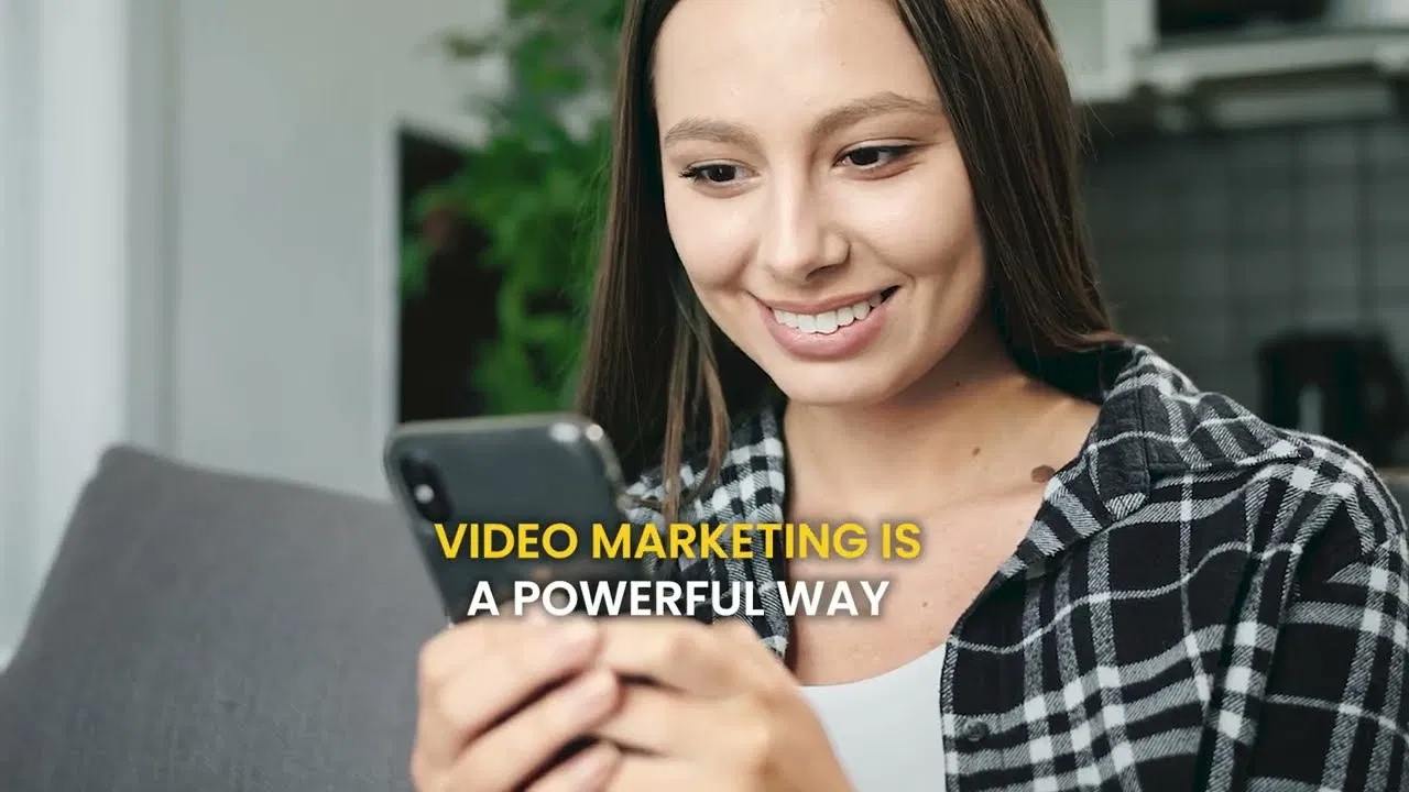 woman-smiling-smartphone-video-marketing