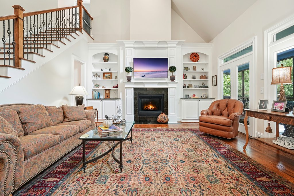 Spacious Acworth family room perfect for gathering