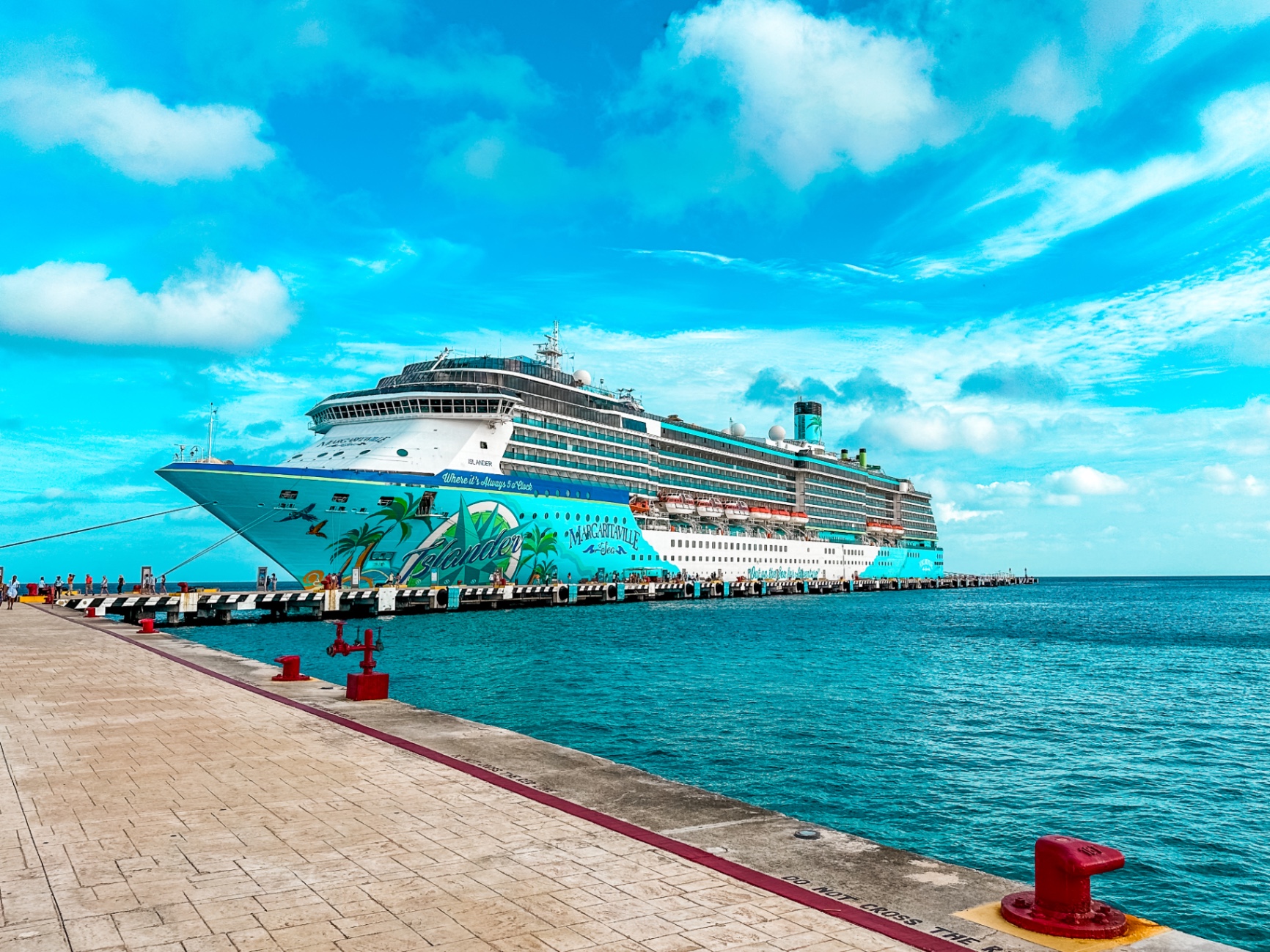 Margaritaville at Sea Islander hull art dockside.