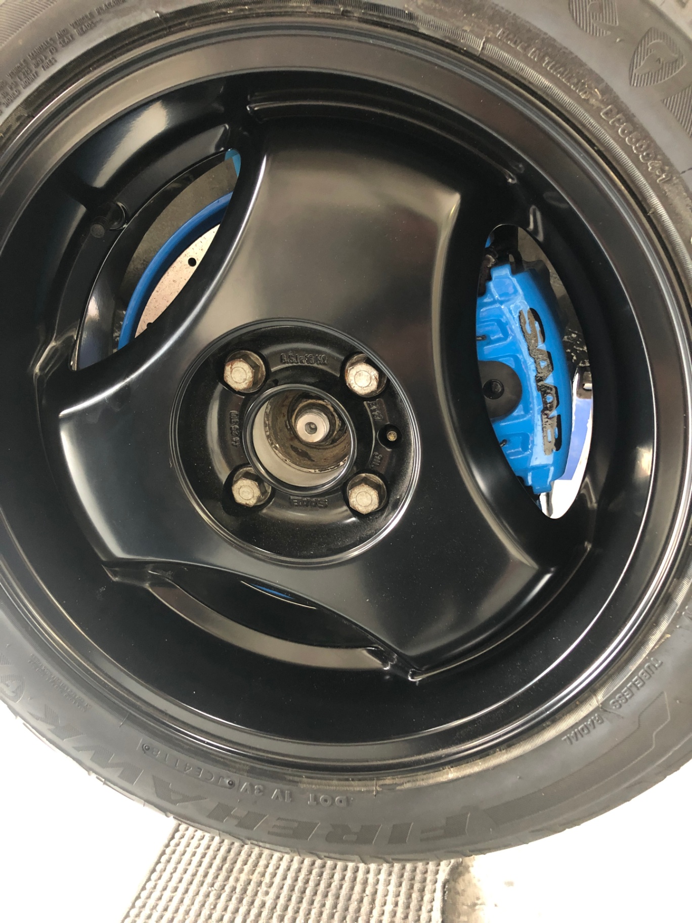 Green SAAB brake caliper powder coated for a bold, OEM-plus look with durable heat and corrosion resistance.