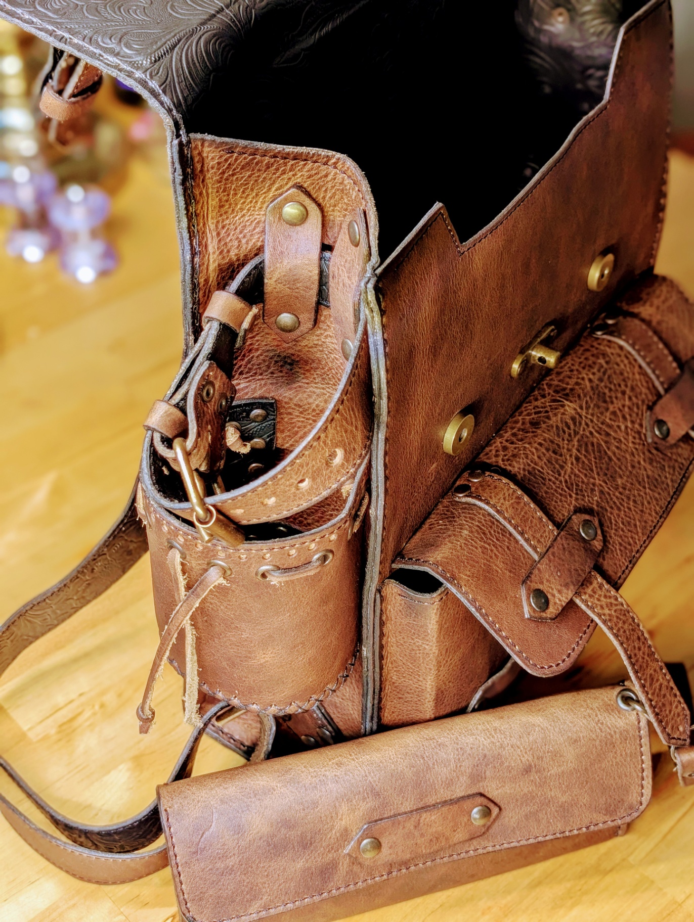 Full-grain Leather Crossbody Bag