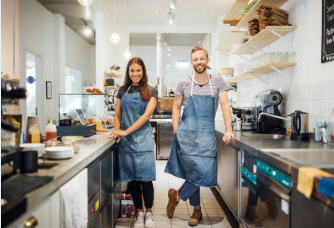 Entrepreneur Clients in Café