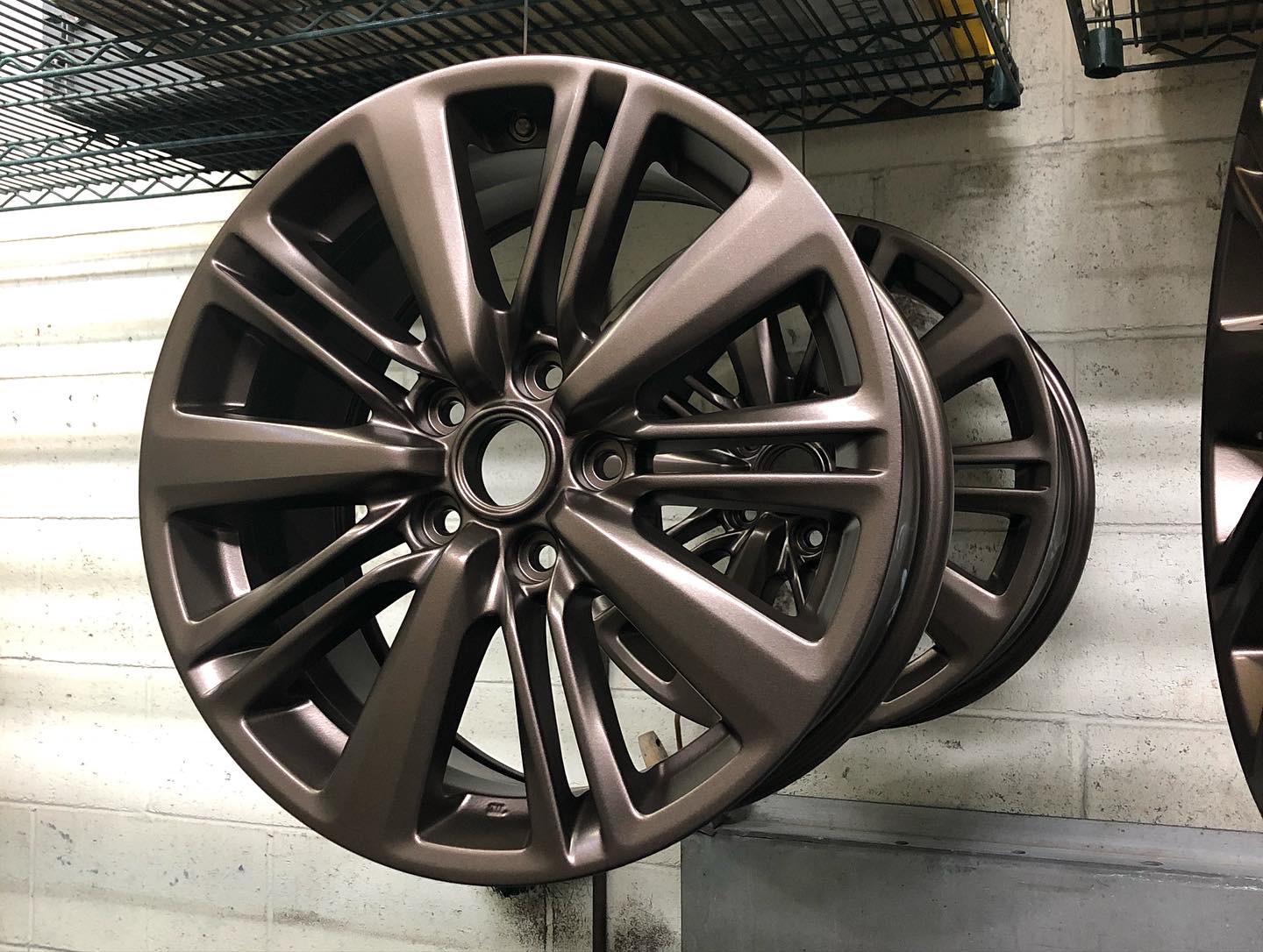 Set of alloy wheels coated in bronze powder coat