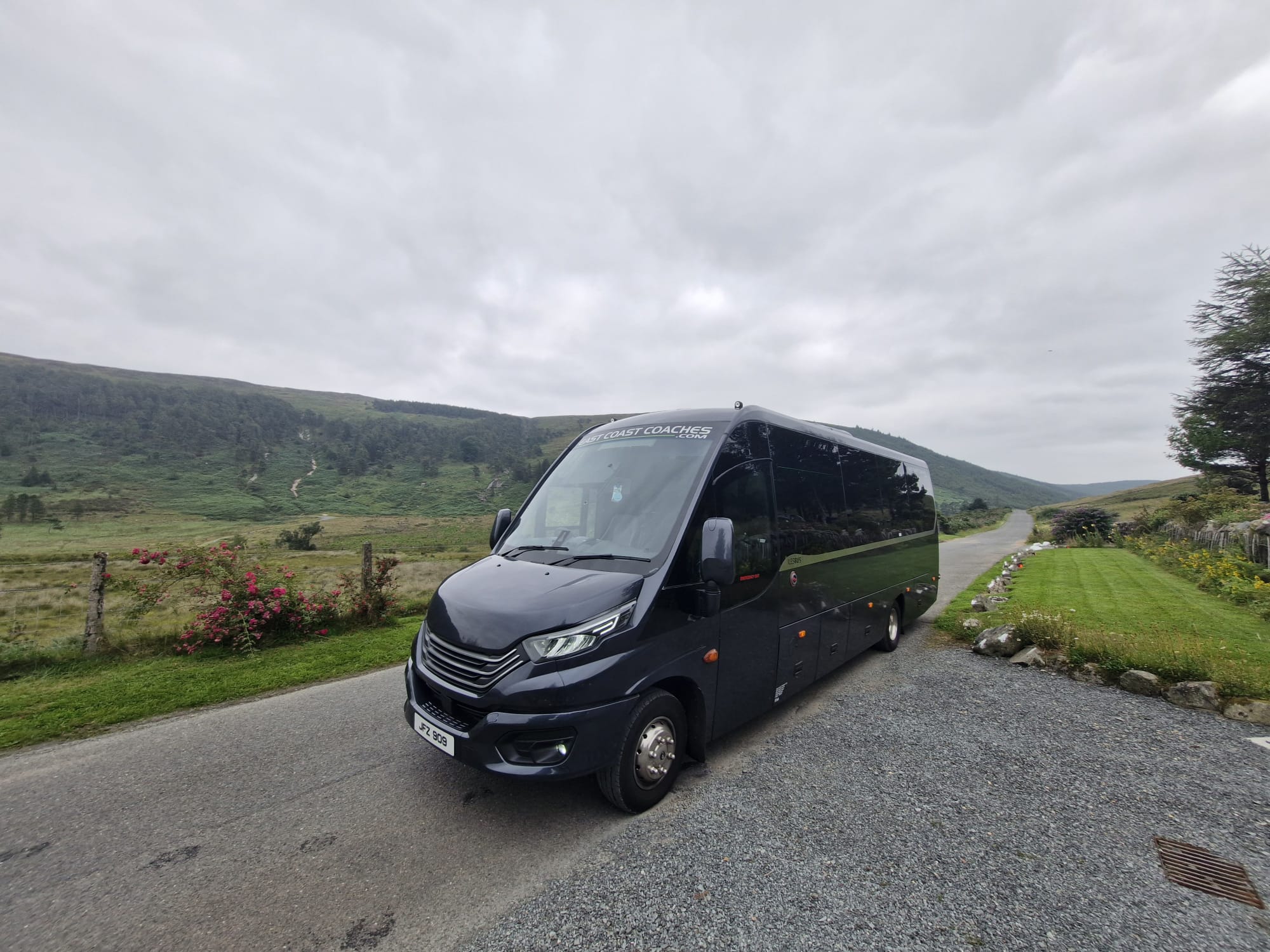 Modern East Coast Coaches mid-size coach