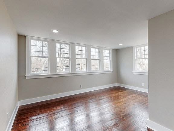 Bright Renovated Room by INEX Renovation Facilitators