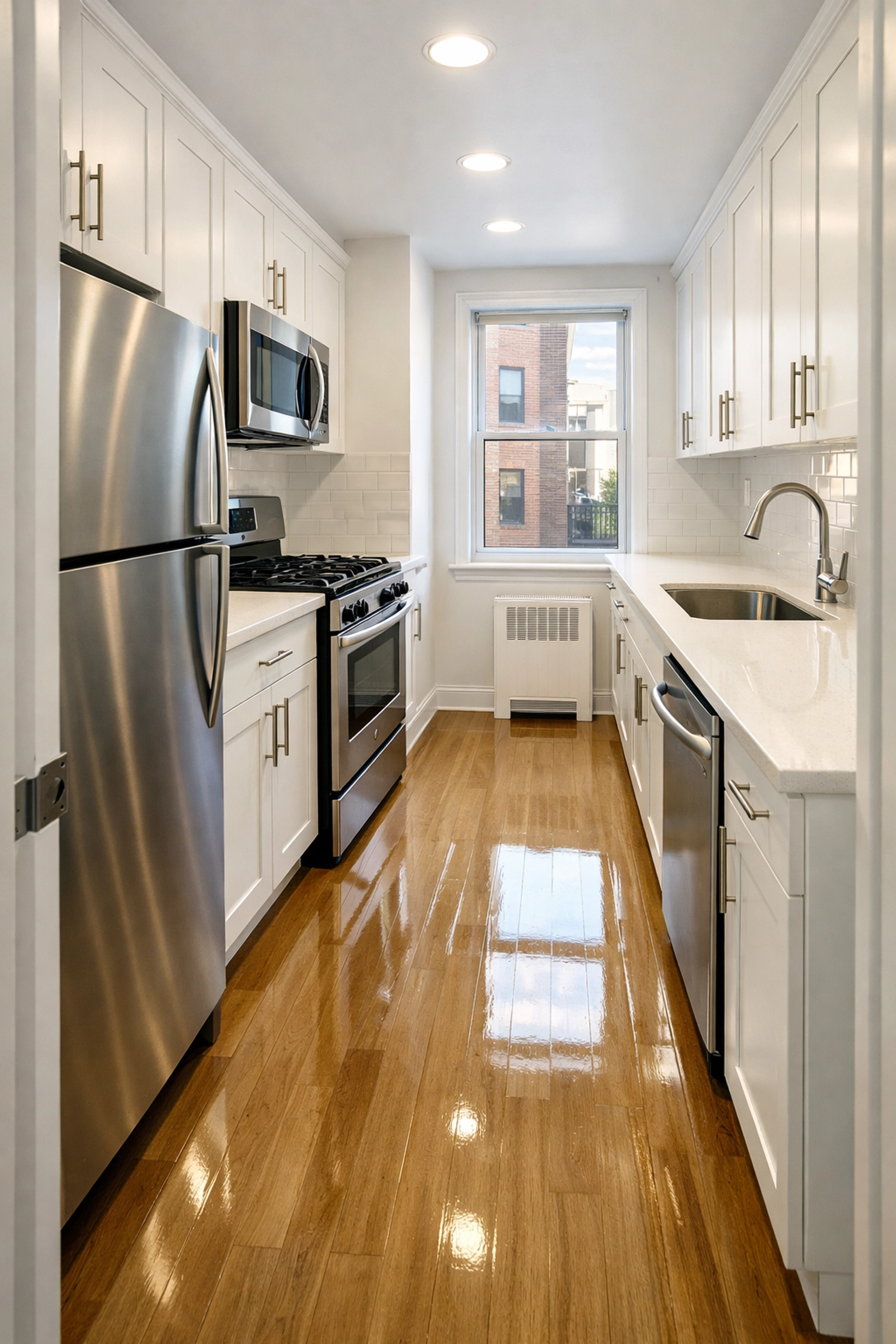 Spotless NYC apartment kitchen after professional move out cleaning service
