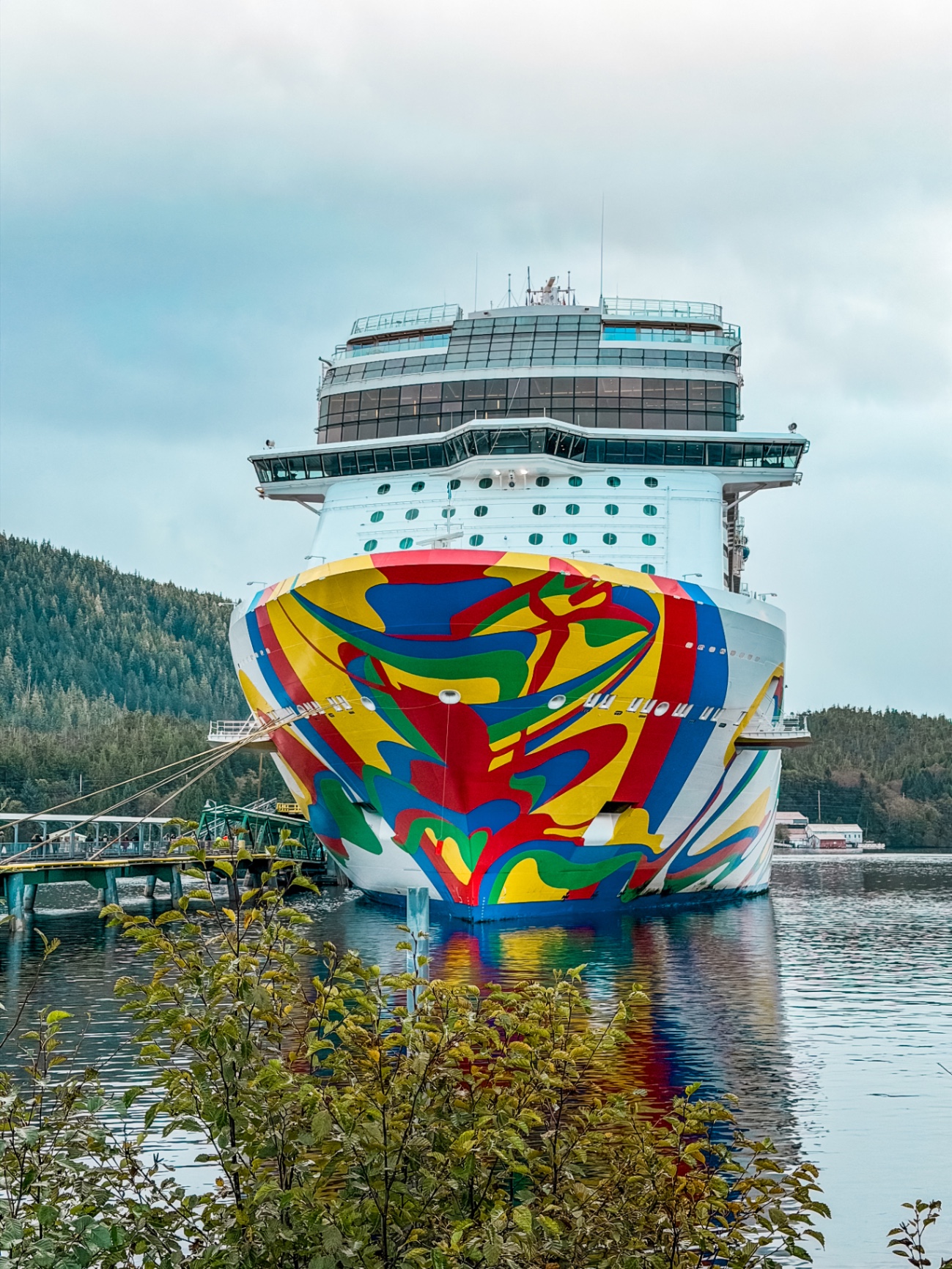 NCL Encore Alaska photo used to illustrate NCLH’s long-term fleet expansion context.