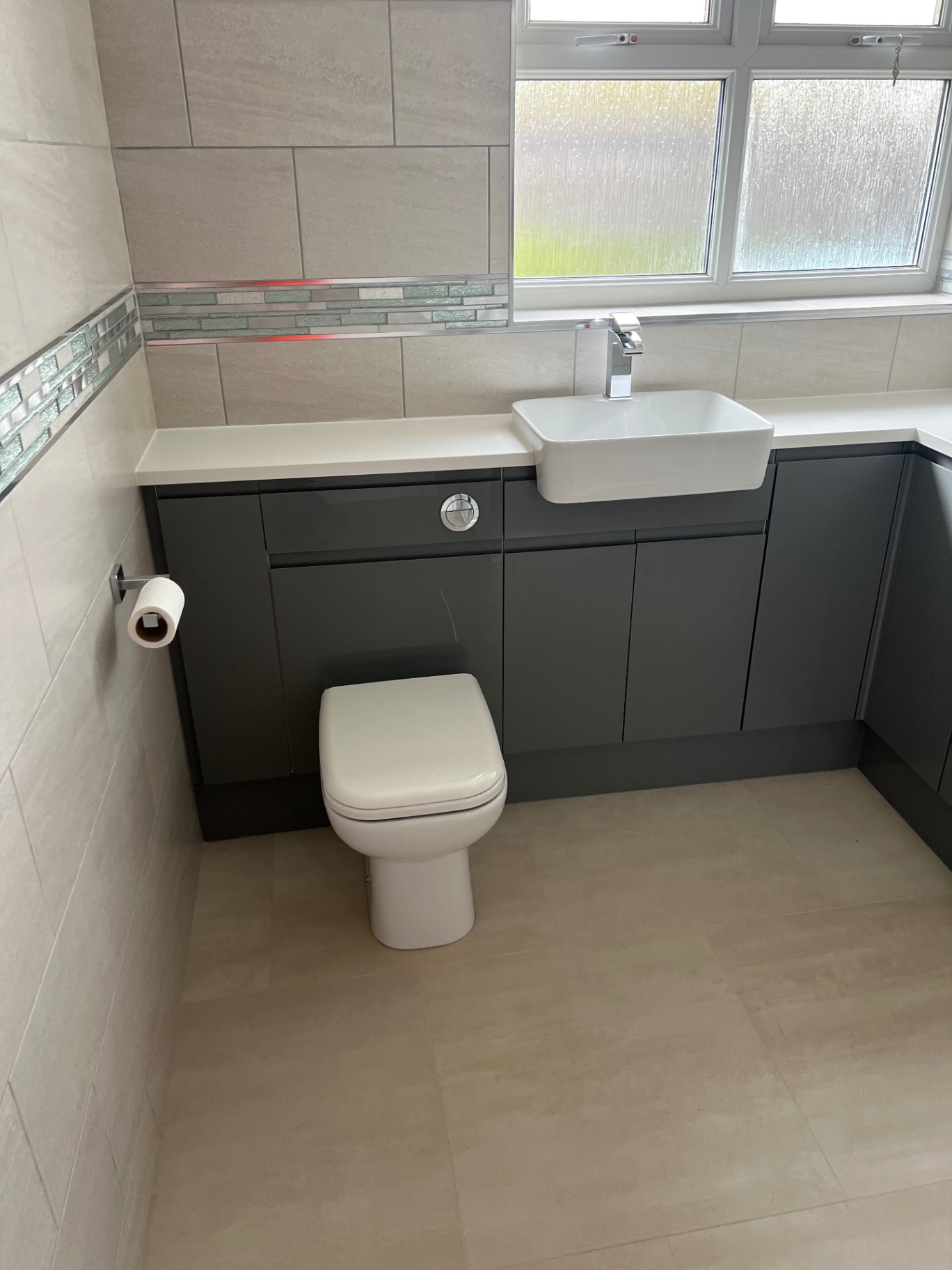 Modern Eco-Friendly Bathroom Installation