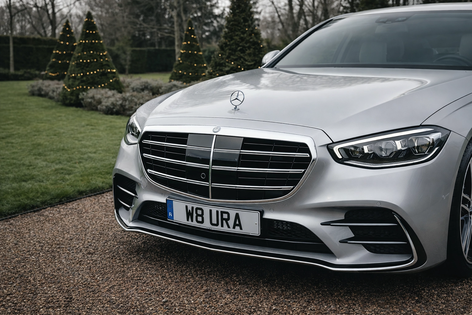 Silver Mercedes-Benz Chauffeur Vehicle